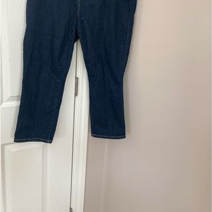 Women’s Jean Capris/Size 14/Signature Fit
